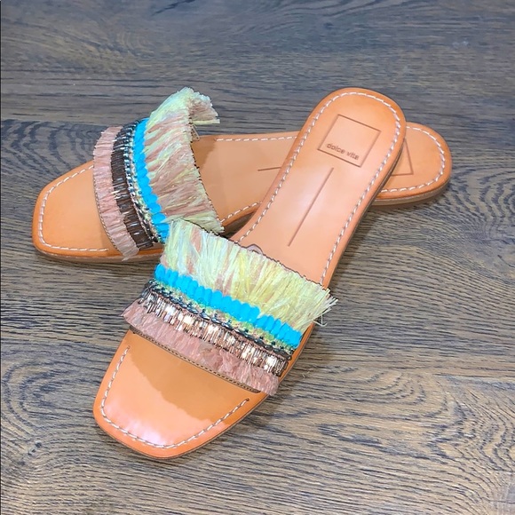 NIB Dolce Vita Embellished sandal - Picture 2 of 6